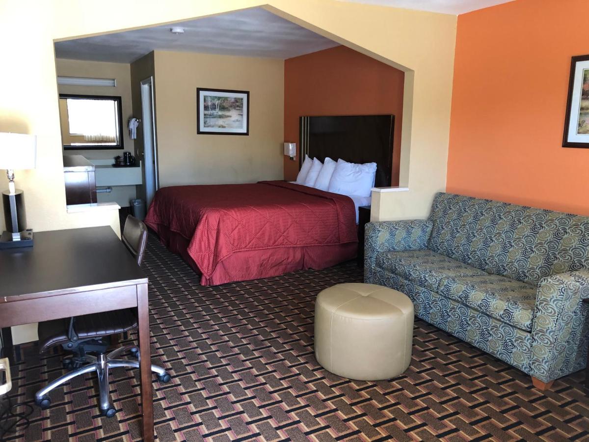 La Grange Executive Inn And Suites Esterno foto