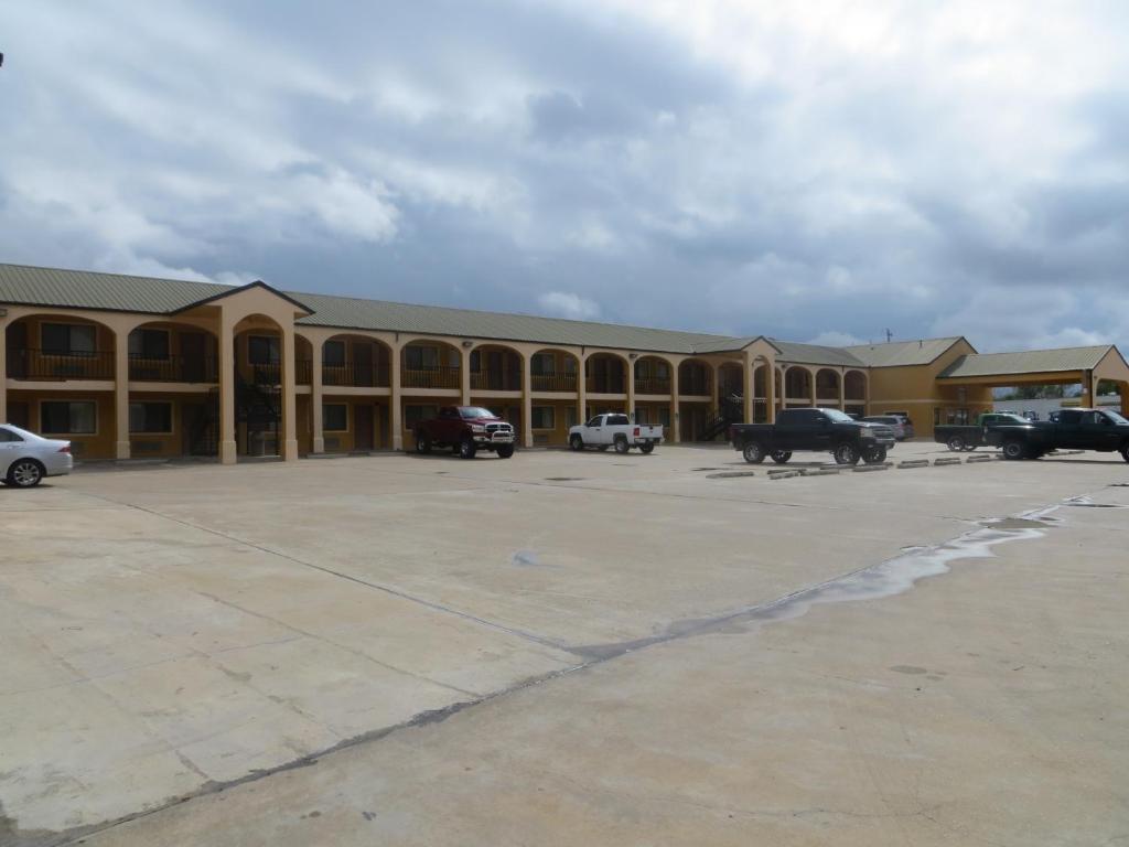 La Grange Executive Inn And Suites Esterno foto